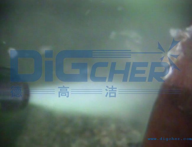 空化射流水下清洗實(shí)況